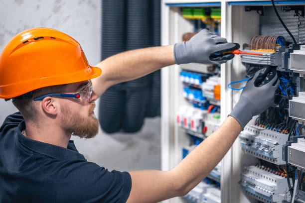 Best Local Electrician Companies  in Kenmore, NY